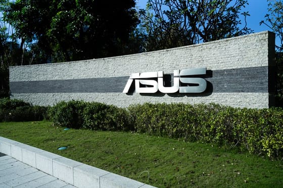 Asus Interrompe i Nuovi Smartphone nel 2026 e si Orienta verso l'Intelligenza Artificiale e la Robotica