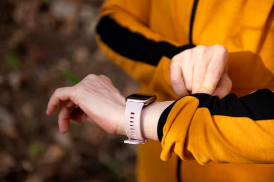 Fast alle Smartwatches und Fitnessbänder sind Brutstätten für schädliche Bakterien. So verhindern Sie die Ausbreitung von Krankheiten