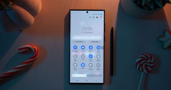 India's 2023 Smartphone Sales Down 2%, 148.6 Million Devices Shipped