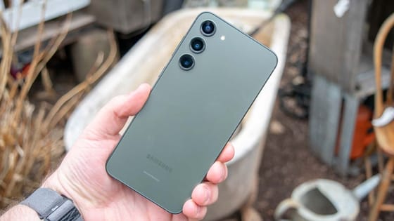 Estudantes publicam pesquisa sobre uso de smartphones em pessoas com TOC