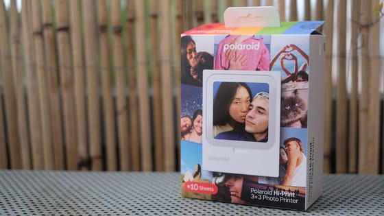 J'ai testé l'imprimante Polaroid Hi-Print en format carré et kitsch, c'est une façon addictive d'imprimer et d'encadrer vos clichés pris sur le smartphone.