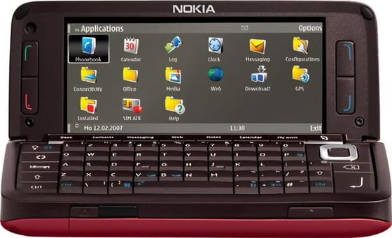 Nokia E90 Communicator Rouge