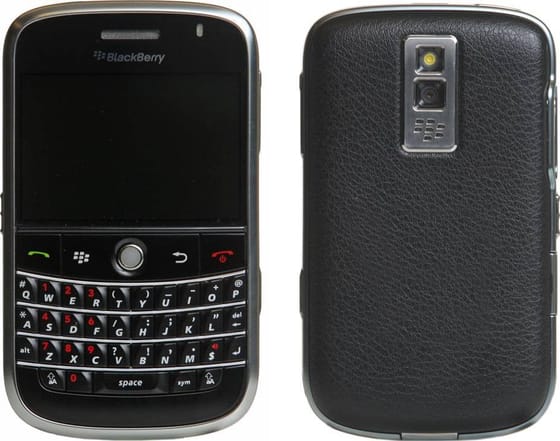 Stuart Hughes BlackBerry Bold 9000 Diamond Vintage Silver