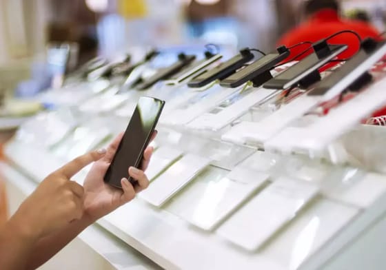 Les États-Unis deviennent la principale destination des exportations de smartphones de l'Inde, mais des inquiétudes persistent malgré une augmentation des expéditions