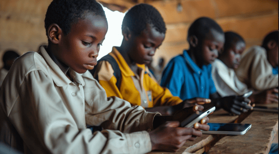 OPINIÓN: ¿Prohibición de smartphones en la escuela? No es de mucha utilidad para los niños sin plaza escolar