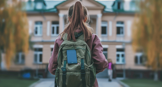 The Growing Trend of Banning Smartphones in US Schools