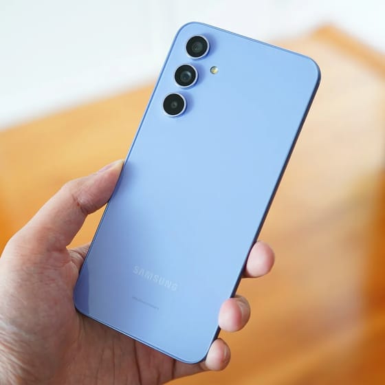 Global Shipments of 5G Smartphones Exceed 2 Billion in the Fourth Quarter of 2023