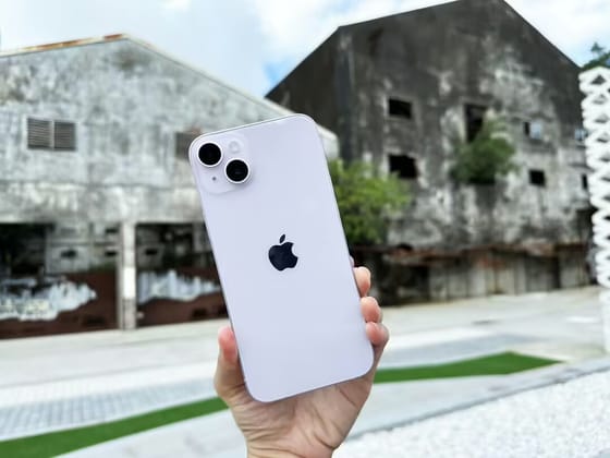 Apple iPhone 15