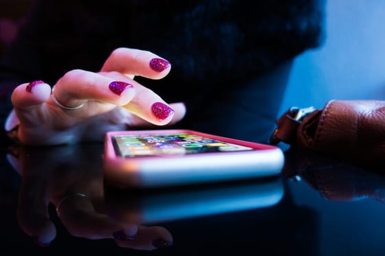 US Senator Accuses NSA of Buying Illegally-Obtained Smartphone User Data