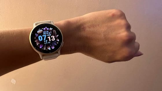 Top Garmin Fitness Smartwatch on Sale With Nearly Ten Thousand Glowing Reviews Reported by Seven News and a Generous Discount That Amplifies Value for Runners and Fitness Enthusiasts