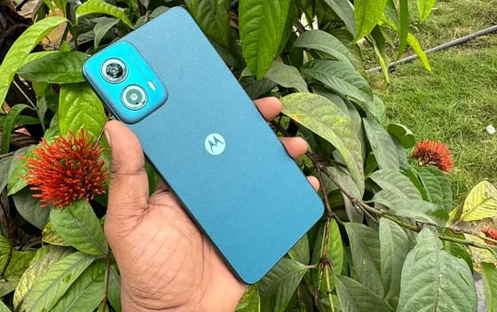 Revisión del Moto G34 5G – Un smartphone económico con un diseño llamativo