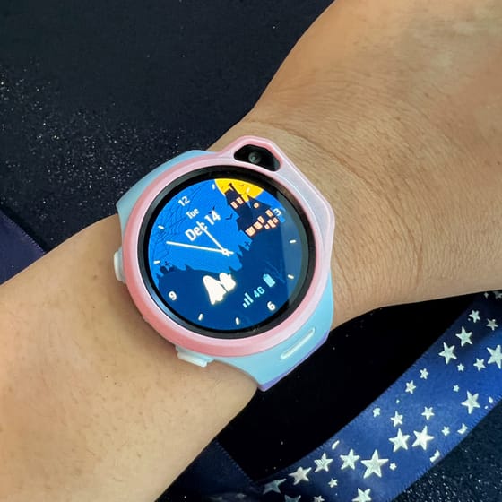 First Unveils New Kid-Oriented Fone R2 Smartwatch
