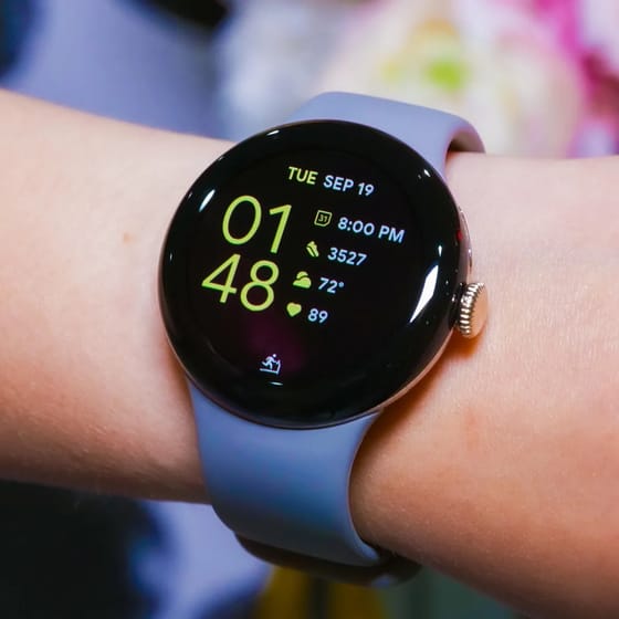 Wear OS Smartwatches Now Support Display of Boarding Passes