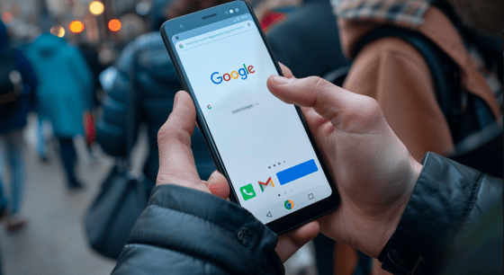 Google enfrenta críticas por presionar a influencers tecnológicos para que prefieran el smartphone Pixel