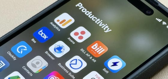 Super Productivity Hacks: Transform Your Smartphone into a Powerful Second Brain and Master Information Flow