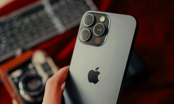iPhones Consolidate the Global Smartphone Crown in 2026 as Google Pixel Makes a Bold Leap Forward