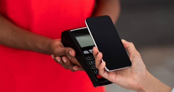 FNB met fin à la fonctionnalité de paiement sans contact par smartphone