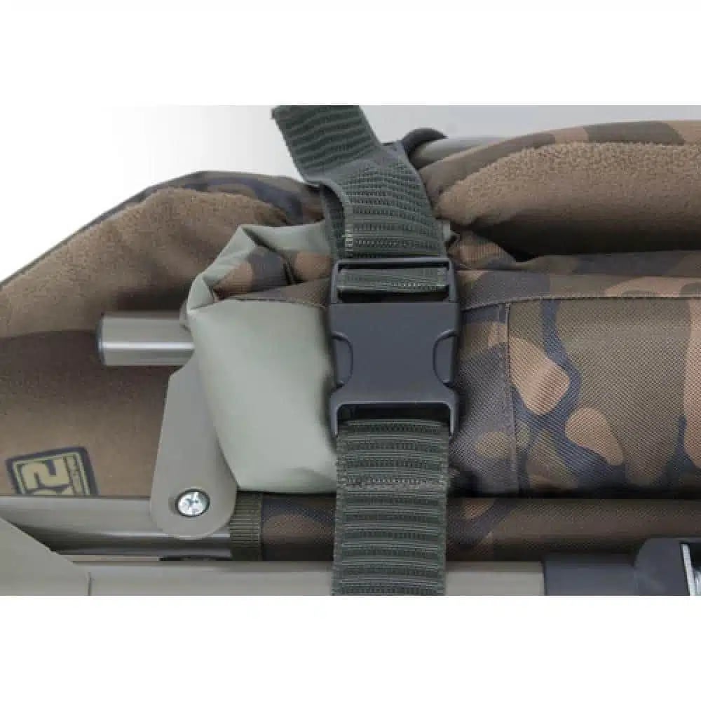 fox-r3-camo-bedchair