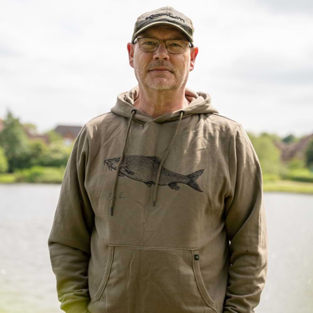 suicher-korum-classic-barbel-hoodie