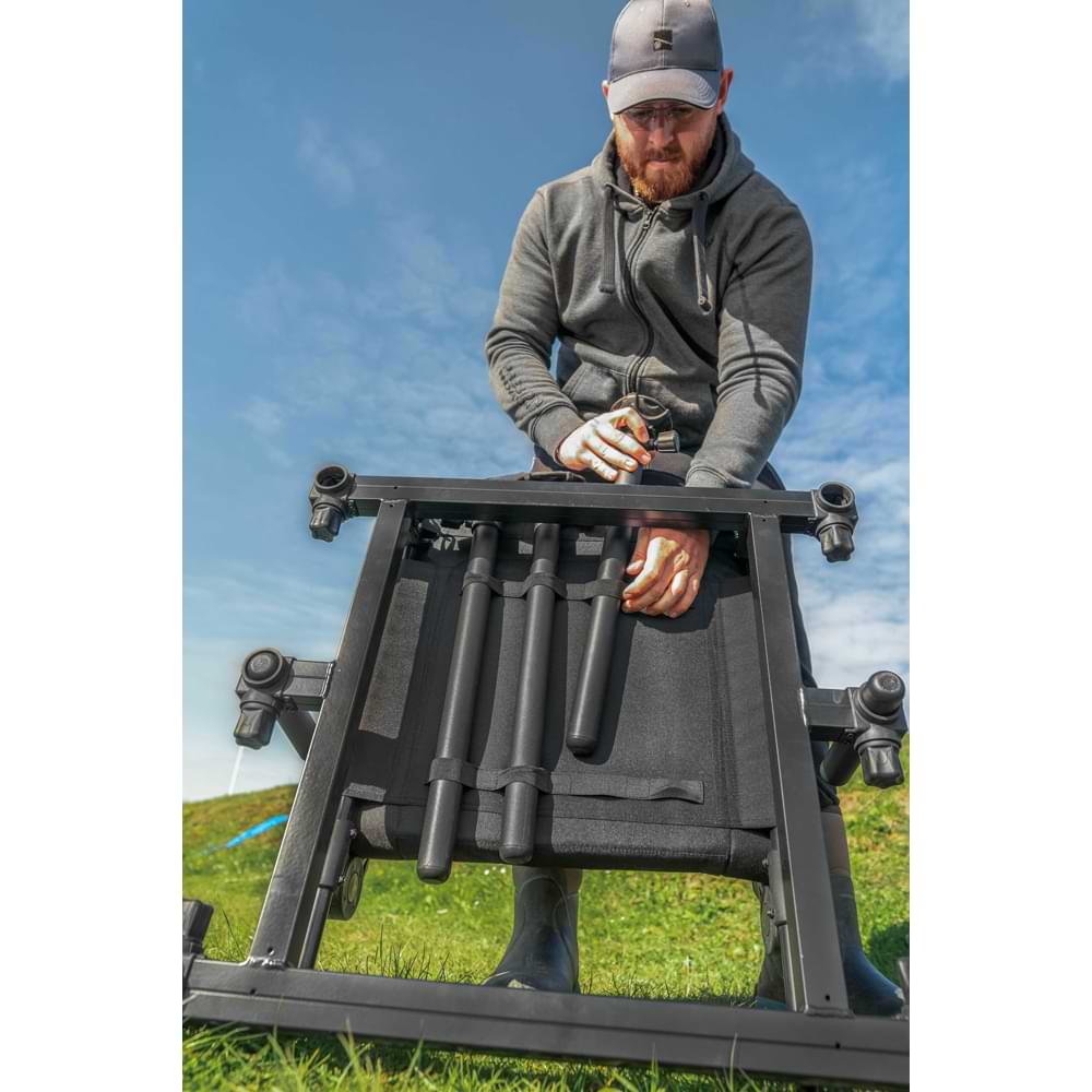 preston-absolute-36-feeder-chair