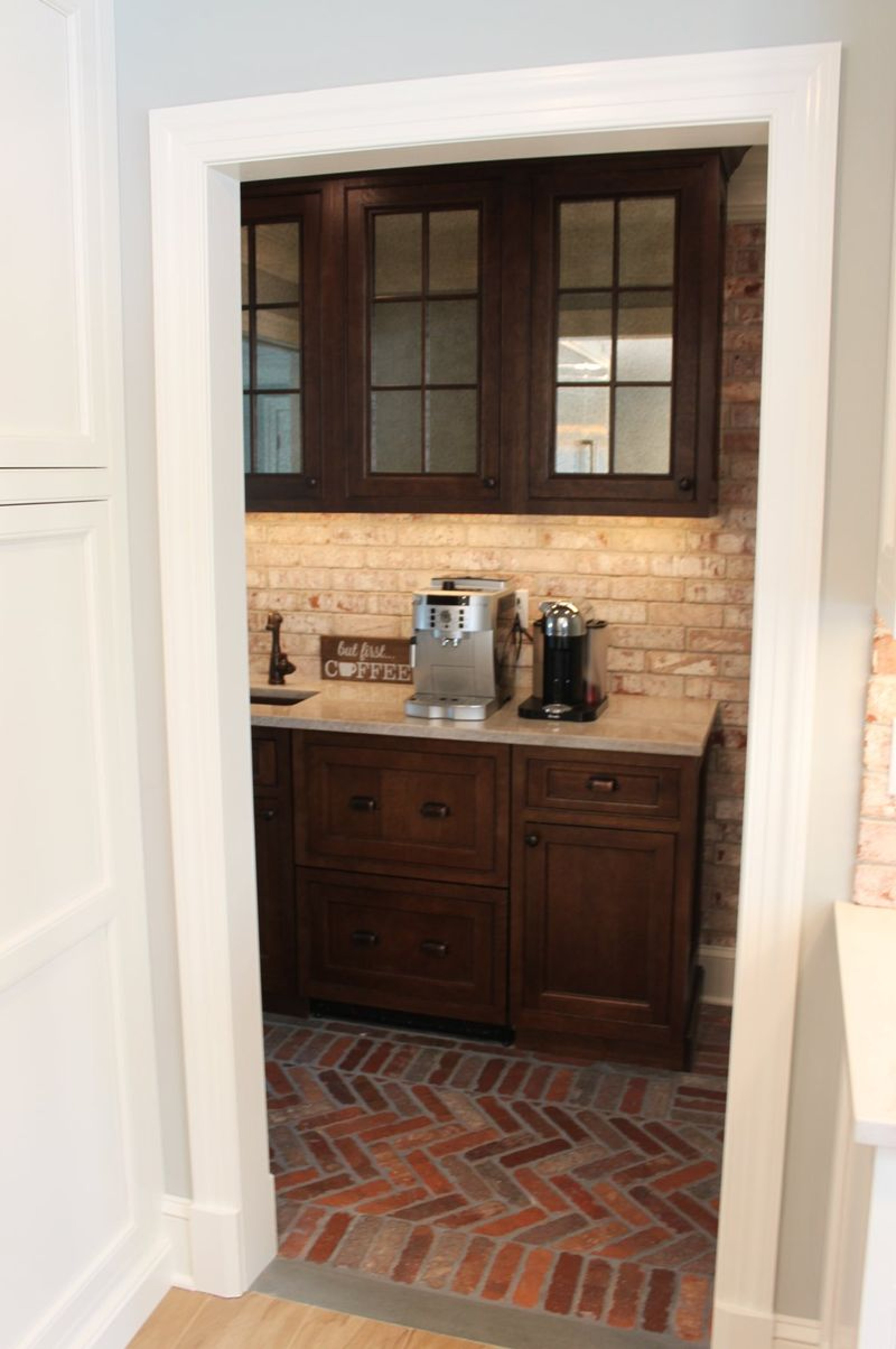 Kitchens & Bathrooms — photo 6