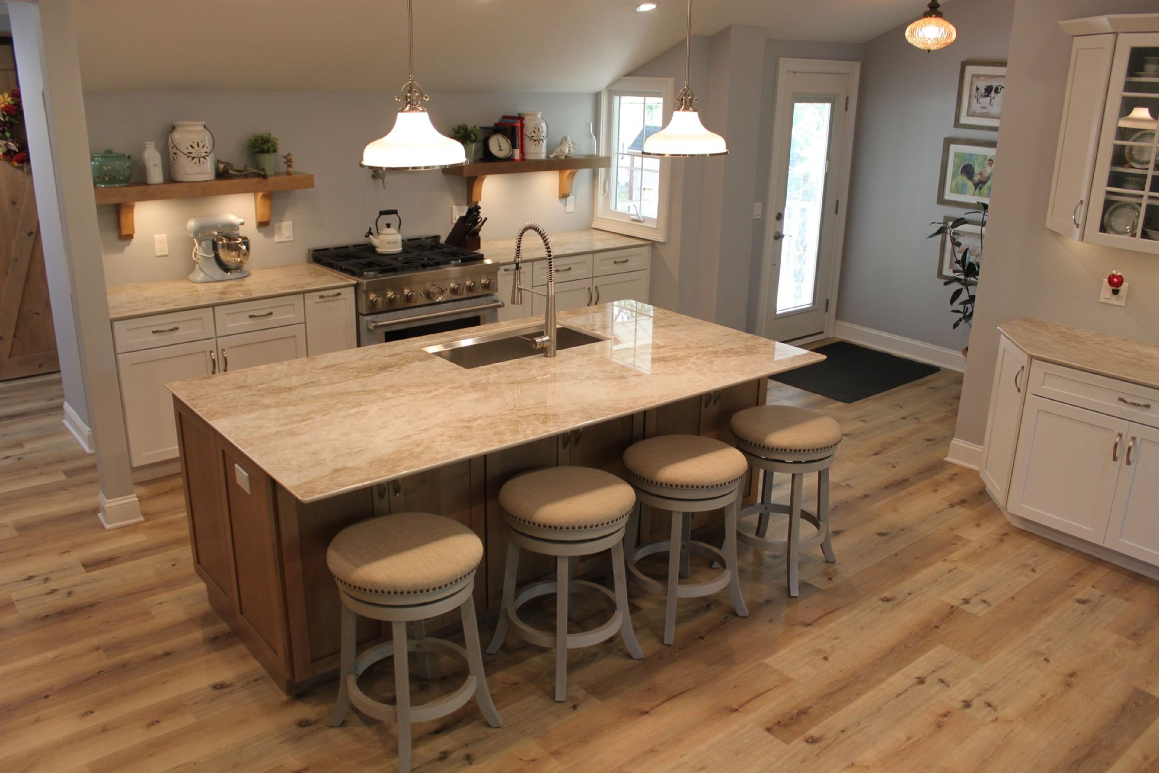 Kitchens & Bathrooms — photo 22