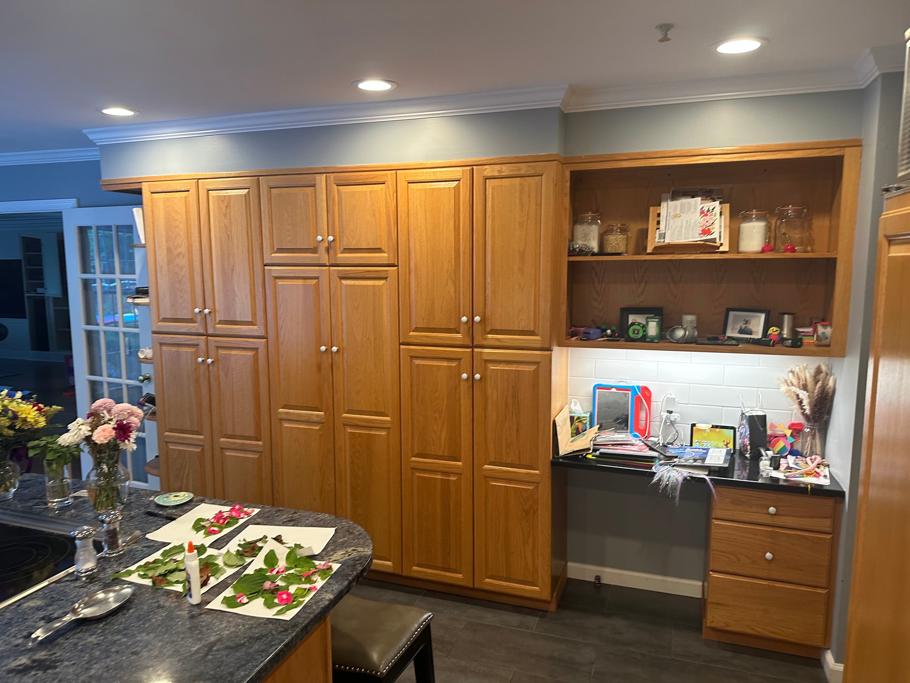Yorktown kitchen before — appliance wall