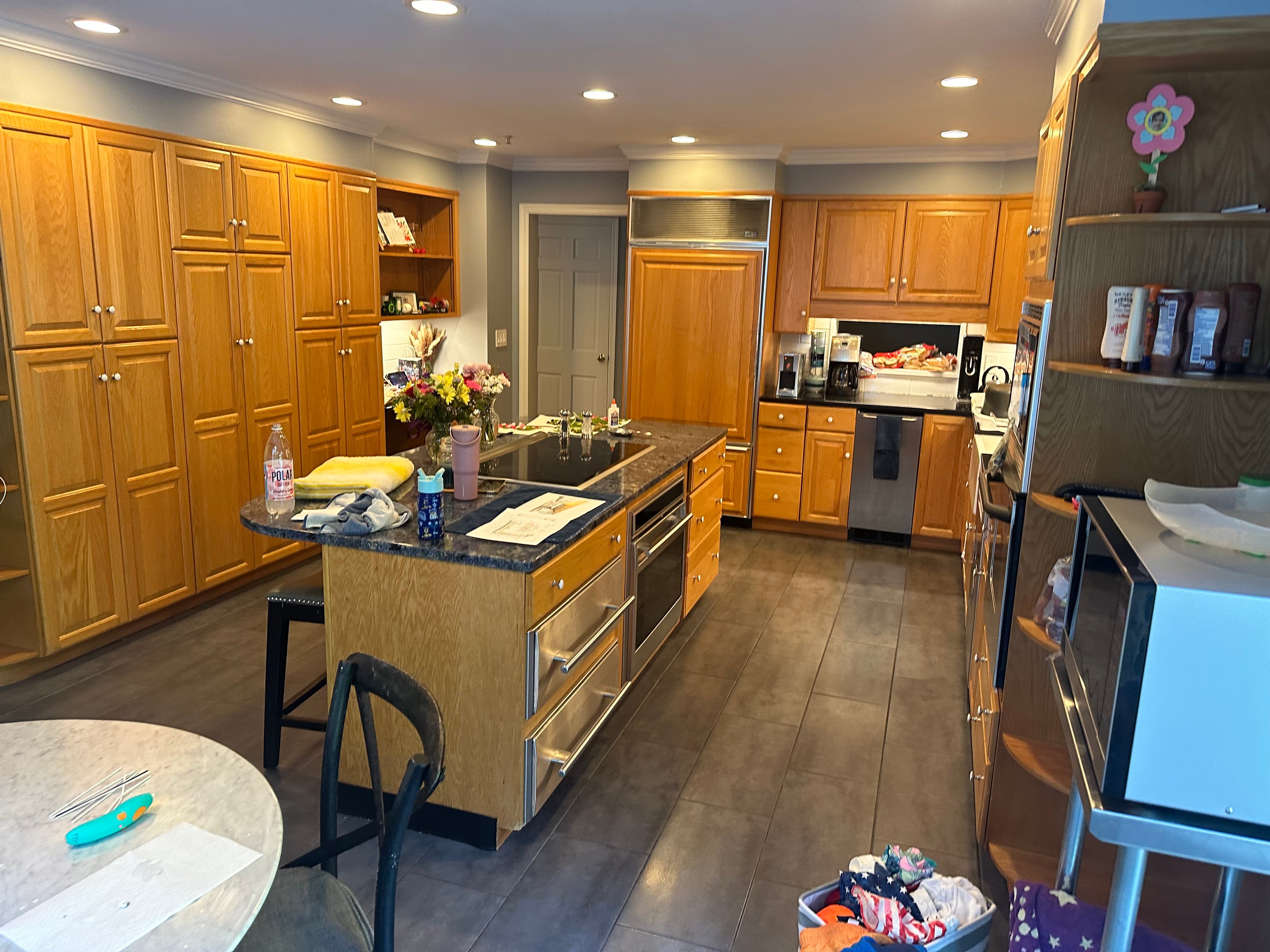 Yorktown kitchen before — dining side