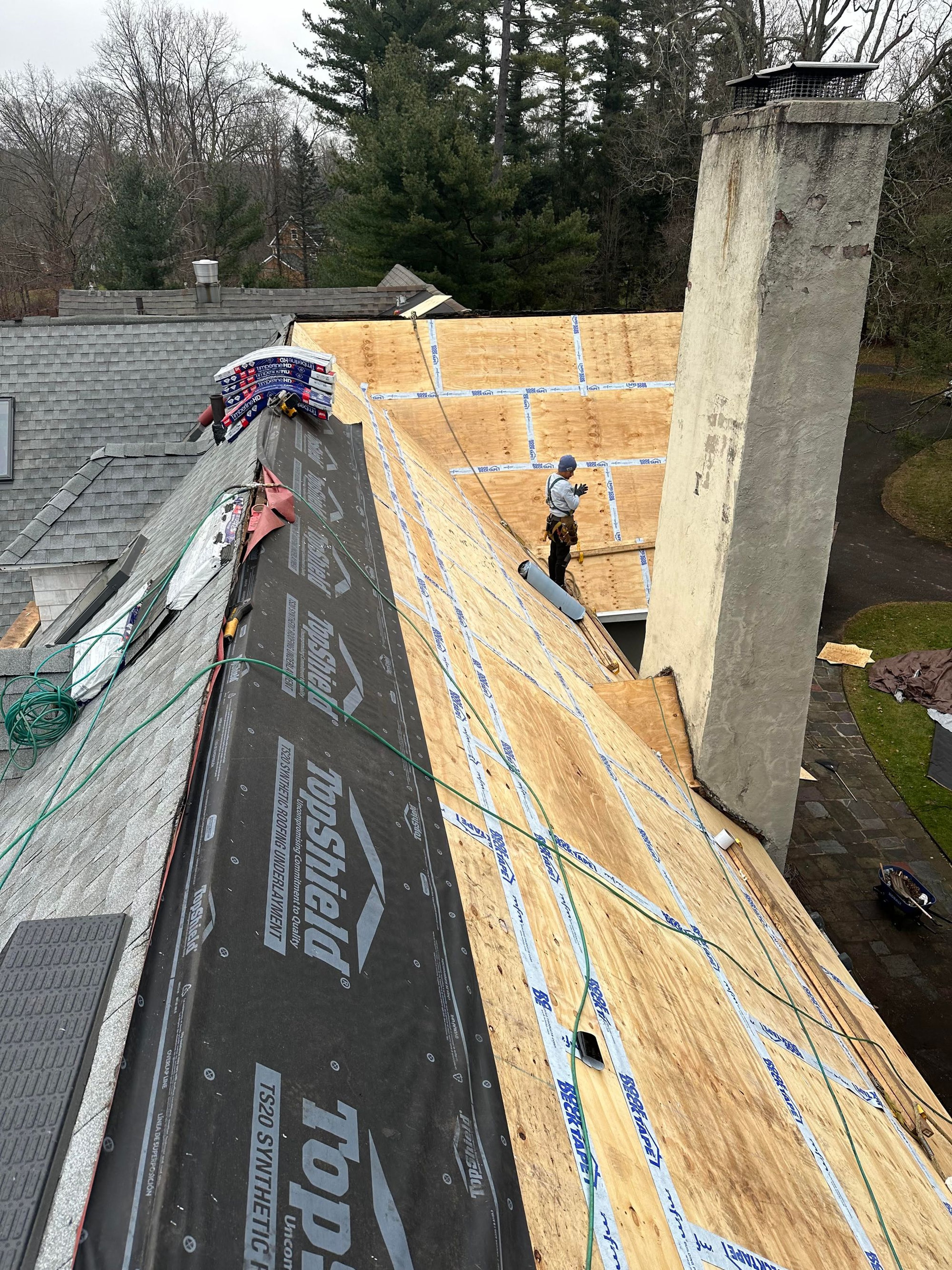 Roofing & Siding — photo 4