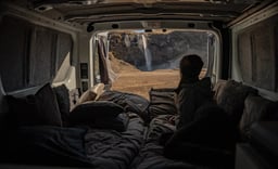 /images/123/Iceland+Campers+main11.webp