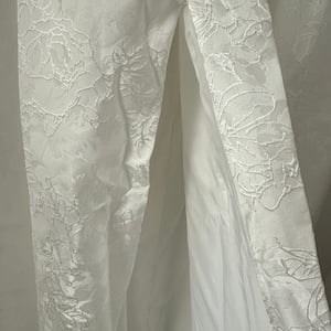 Elegantné svadobné šaty s korzetom 3