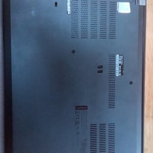 Lenovo ThinkPad T490 - profesionálny notebook 3