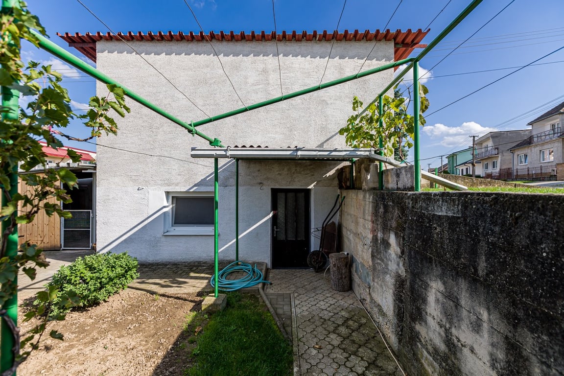 Dom Veľké Kostoľany: Garancia! 23