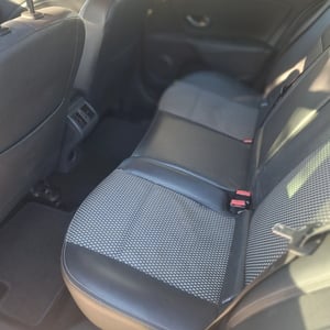 Renault Fluence 9