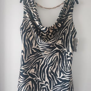 elegantný top, veľkosť L-XL, s retiazkou 2