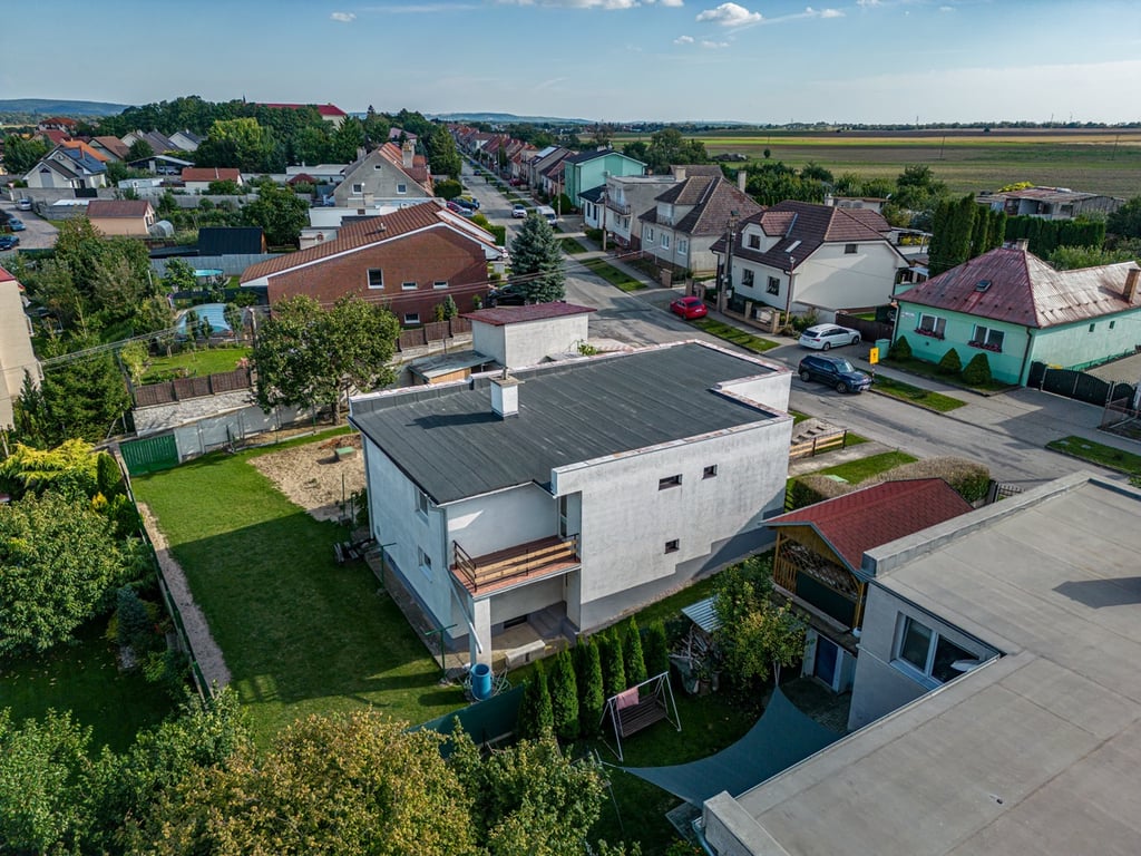 Dom Veľké Kostoľany: Garancia! 2