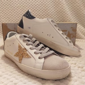 Golden Goose Superstar tenisky, biele 1