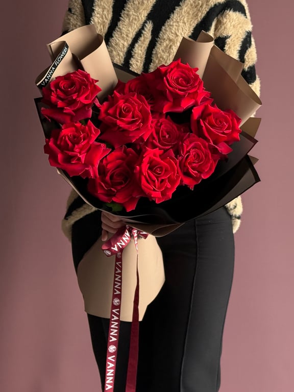 Kırmızı ekvator gülü 10