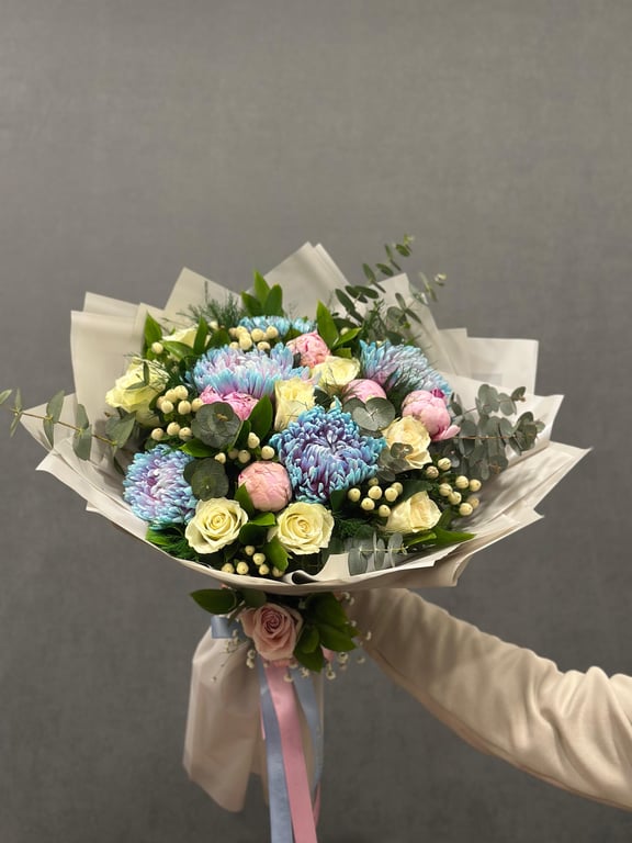 Şakayık, Anastasia & Beyaz Gül Buketi