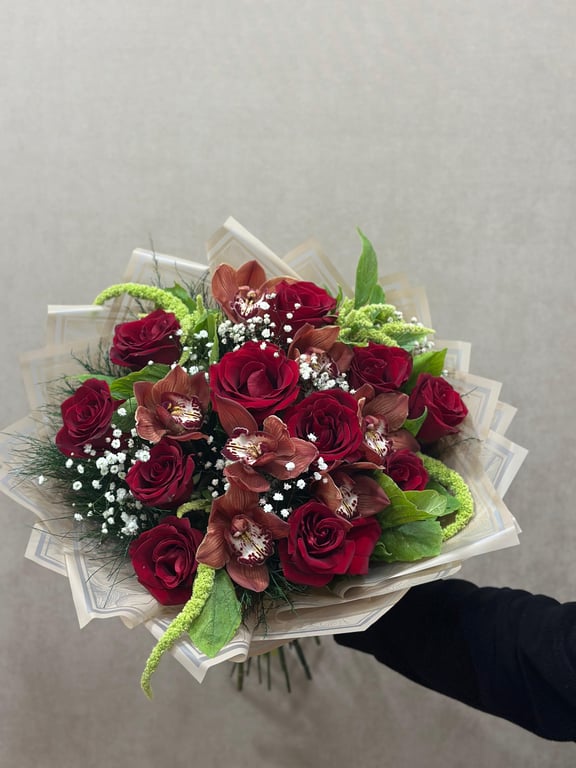 41 Beyaz Gül Buketi