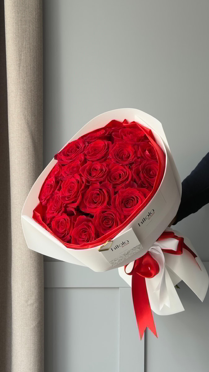 21 Kırmızı Gül – Zarif Aşk