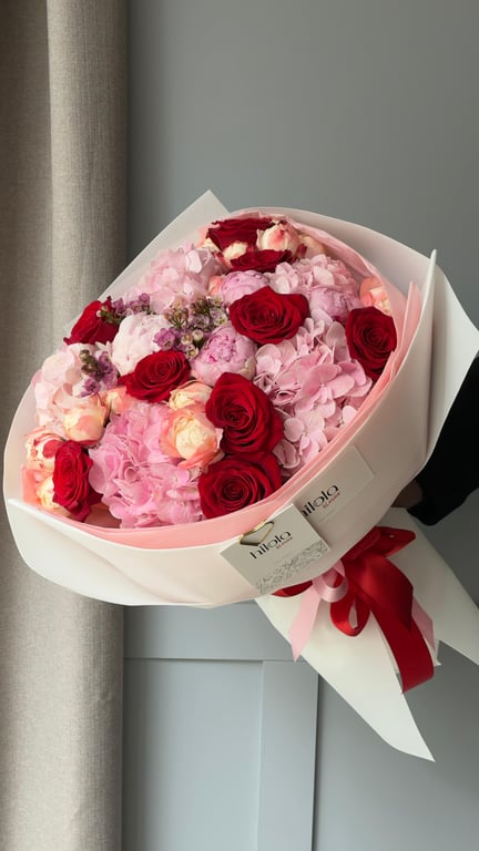 Princess Suki, Şakayık, Ortanca & Freedom – Prestige Bloom