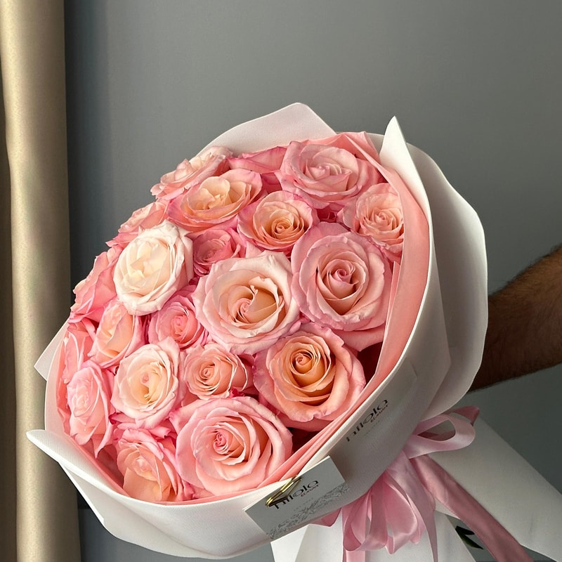 Ekvador Gülleri – Klasik Romans