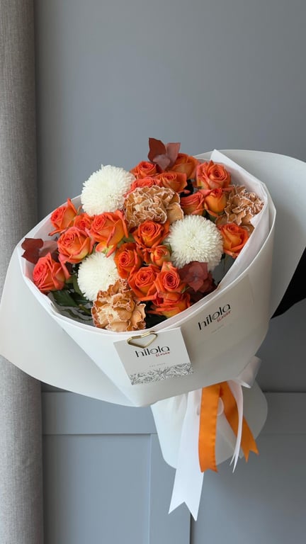 Sonbahar Sıcaklığı – Turuncu ve Beyaz Buket