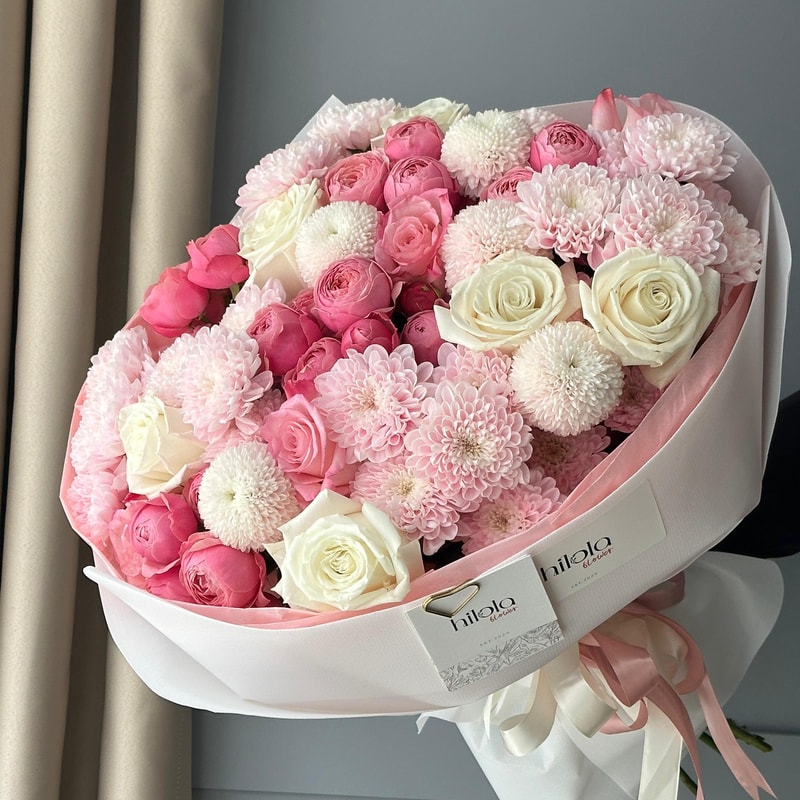 Saray Gülleri, Krizantem ve Beyaz Güller – Prestij Harmoni