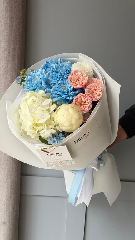 Ortanca, Şakayık ve Oxi – Pastel Elegance