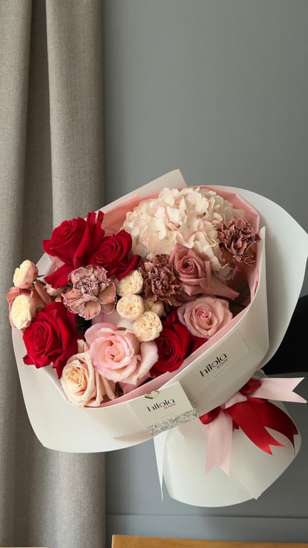 Freedom ve Saray Gülleri – Tutkulu Zarafet