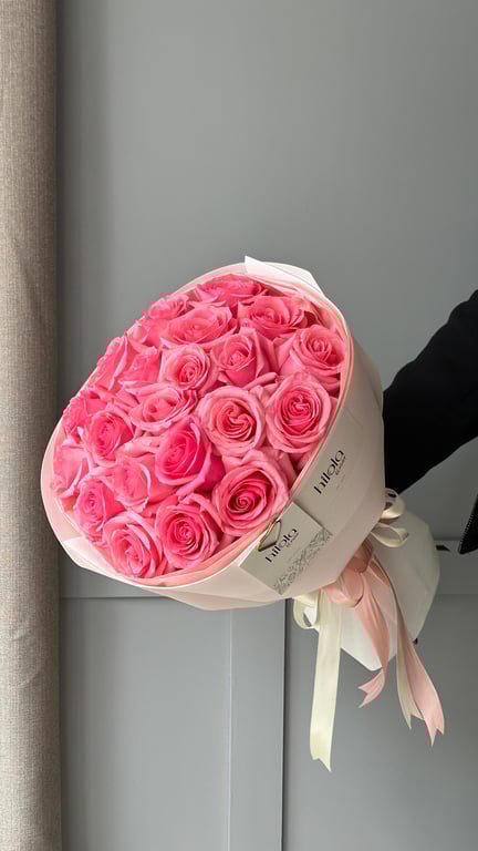 Pembe Ekvador Gülleri – Blush Symphony