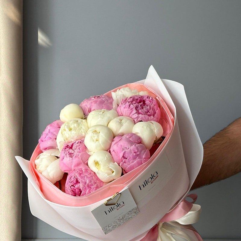 Beyaz ve Pembe Şakayık – Zarif Uyumu