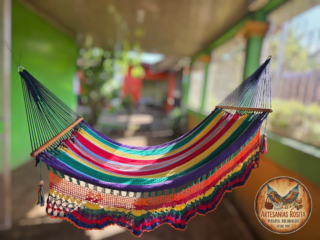 Hamaca tejida multicolor
